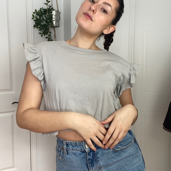 Gorgeous top - Picture 3 of 4